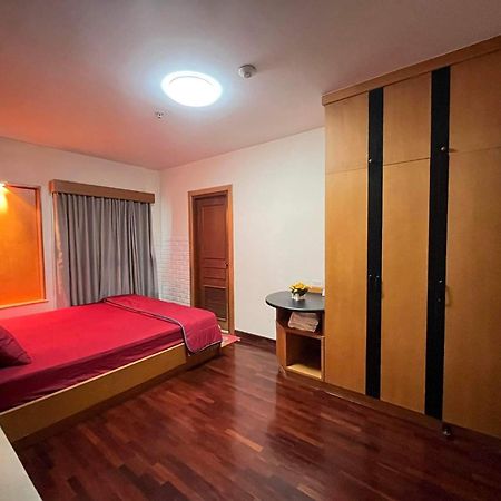 Grand Diamond Condo Suites กรุงเทพมหานคร ภายนอก รูปภาพ