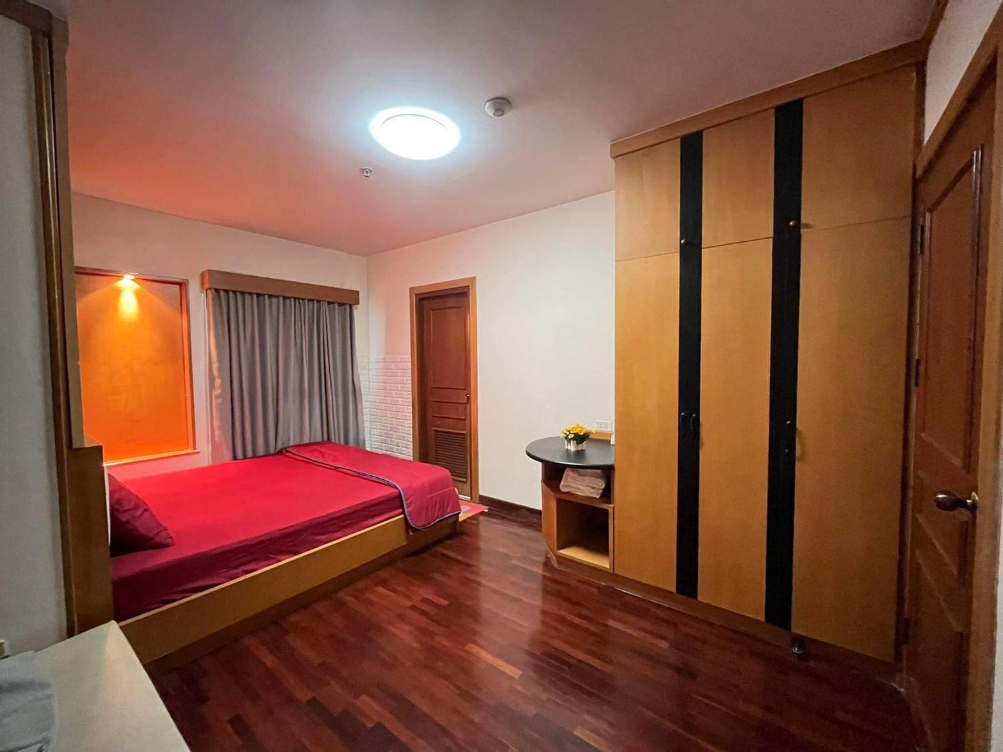 Grand Diamond Condo Suites กรุงเทพมหานคร ภายนอก รูปภาพ