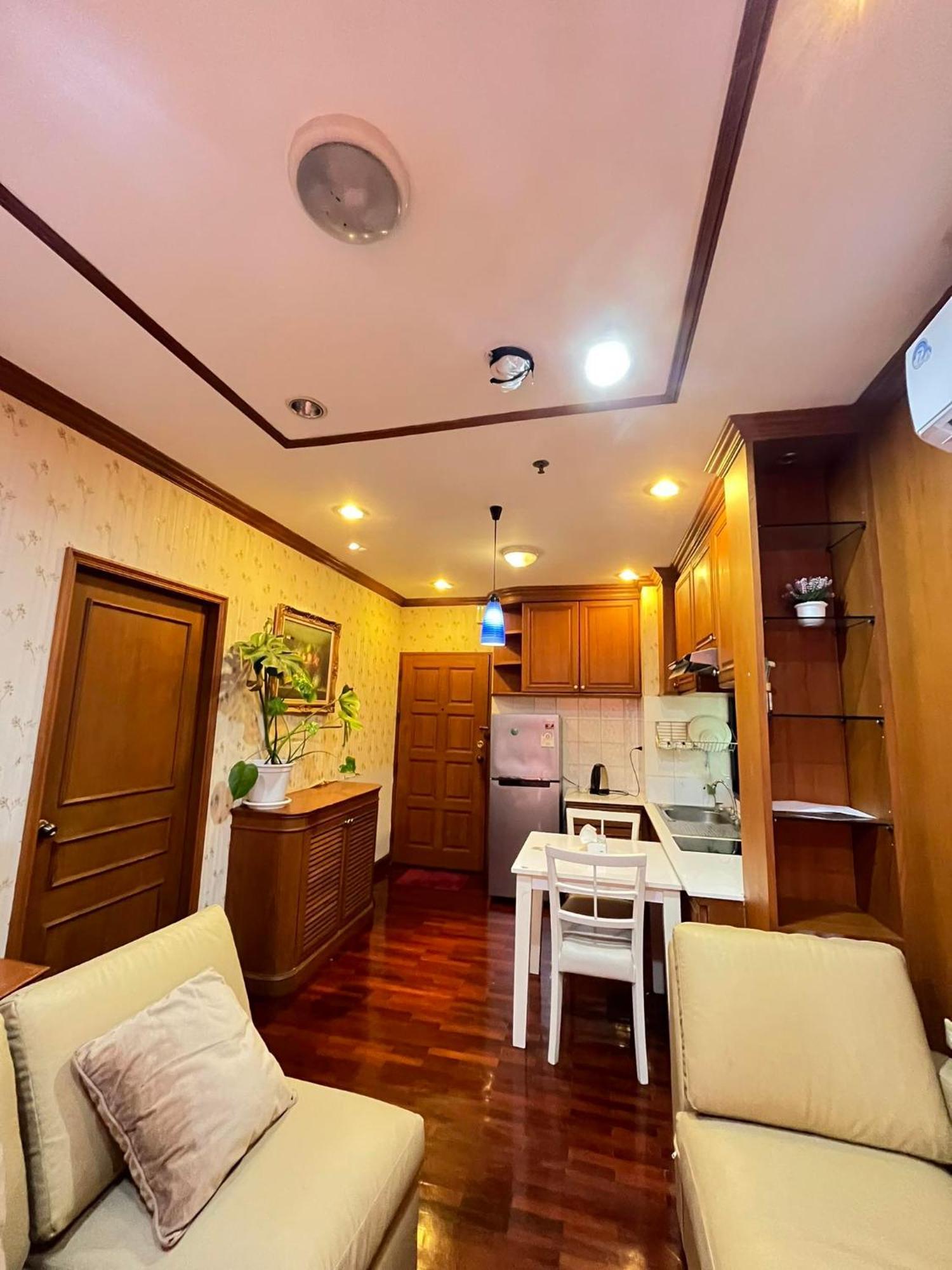 Grand Diamond Condo Suites กรุงเทพมหานคร ภายนอก รูปภาพ