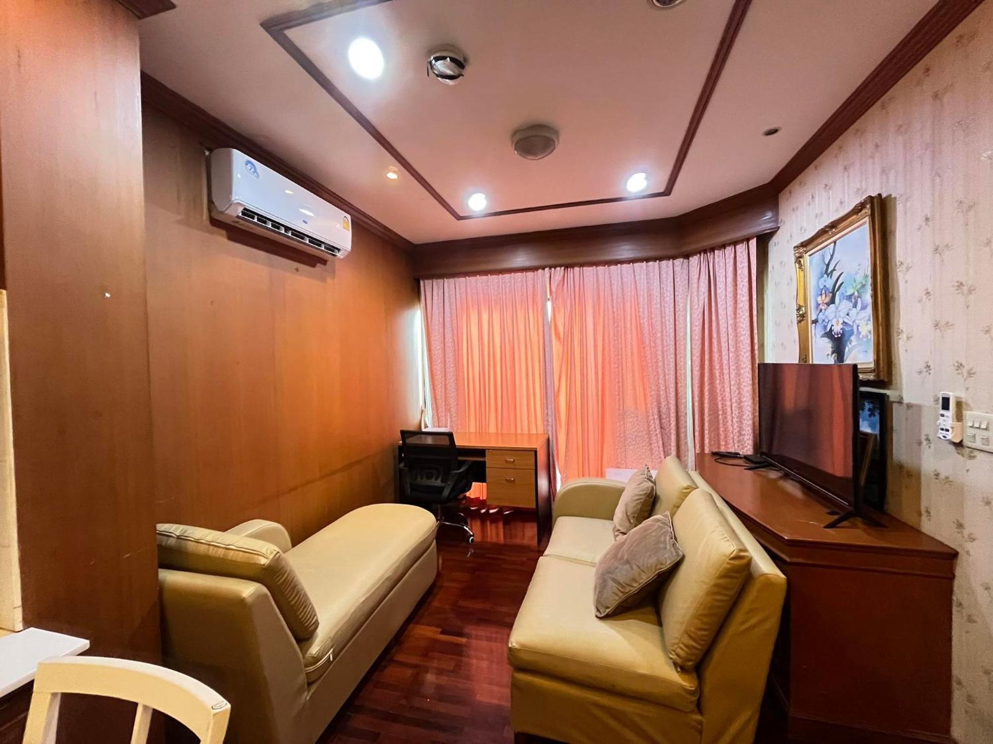 Grand Diamond Condo Suites กรุงเทพมหานคร ภายนอก รูปภาพ