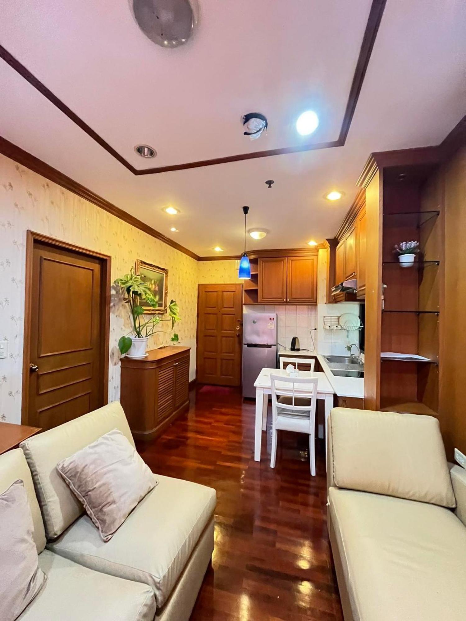 Grand Diamond Condo Suites กรุงเทพมหานคร ภายนอก รูปภาพ