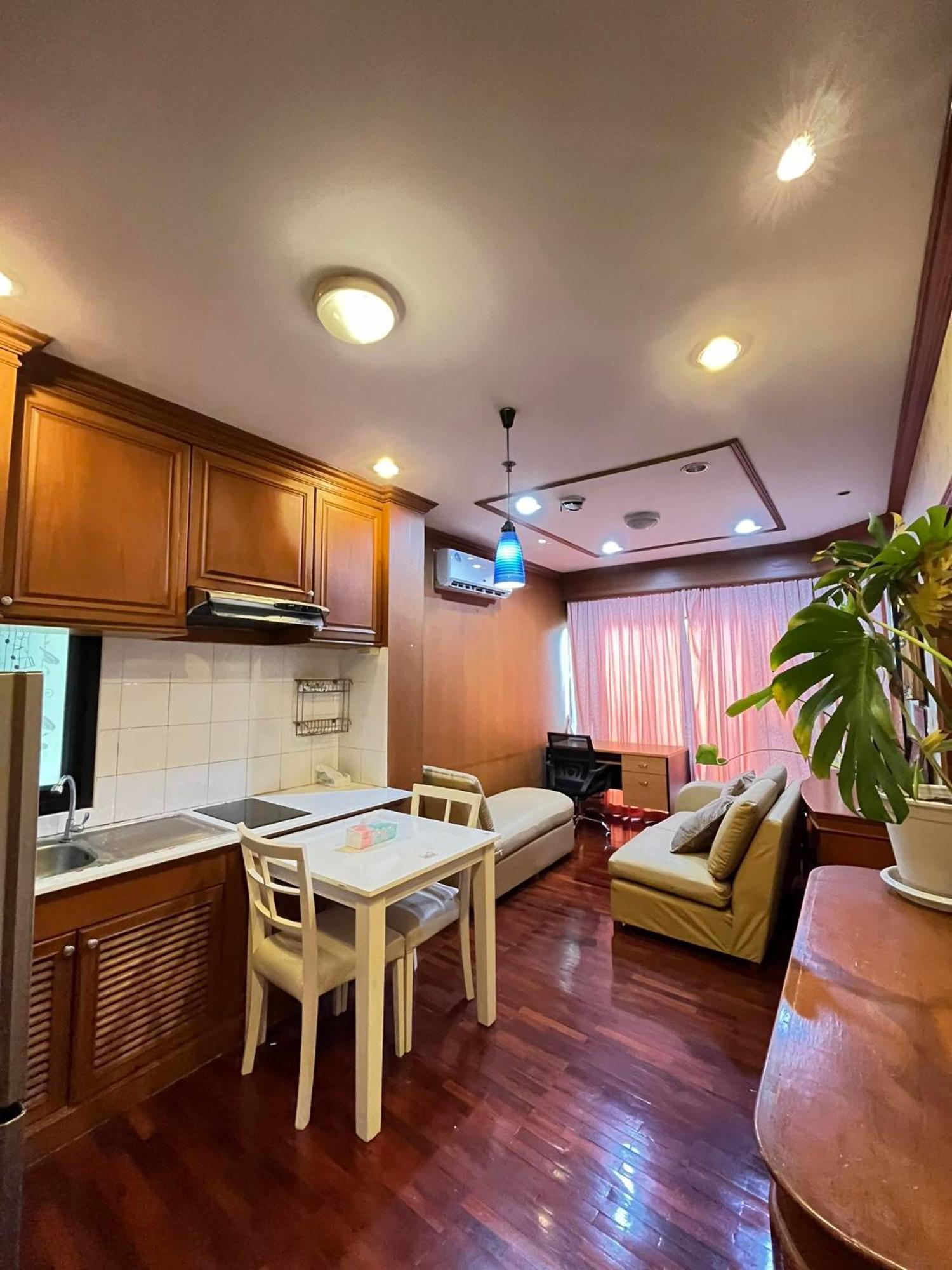 Grand Diamond Condo Suites กรุงเทพมหานคร ภายนอก รูปภาพ