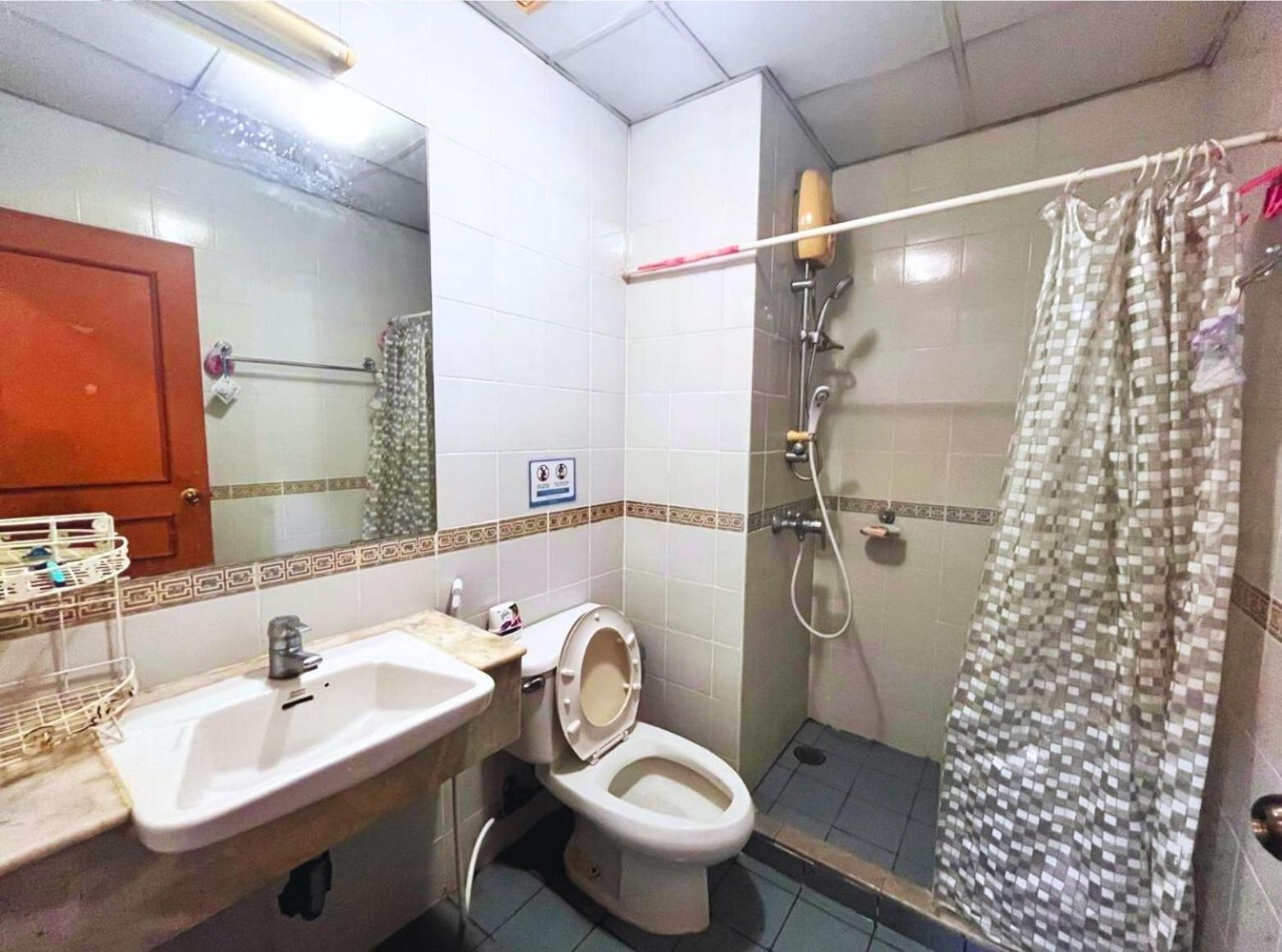 Grand Diamond Condo Suites กรุงเทพมหานคร ภายนอก รูปภาพ